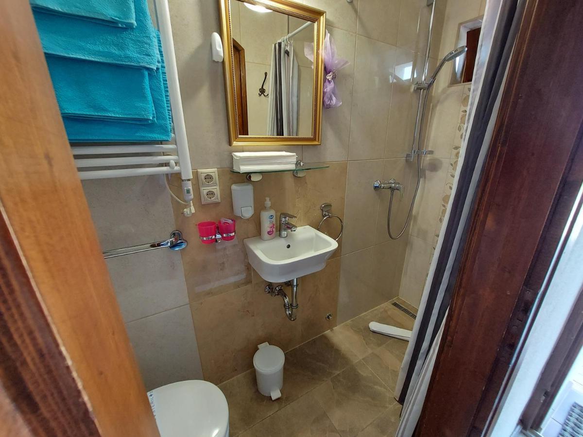 Titi Classic & Trendy Apartman Бік Екстер'єр фото