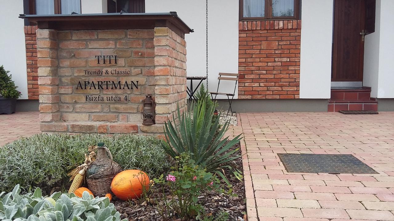 Titi Classic & Trendy Apartman Бік Екстер'єр фото